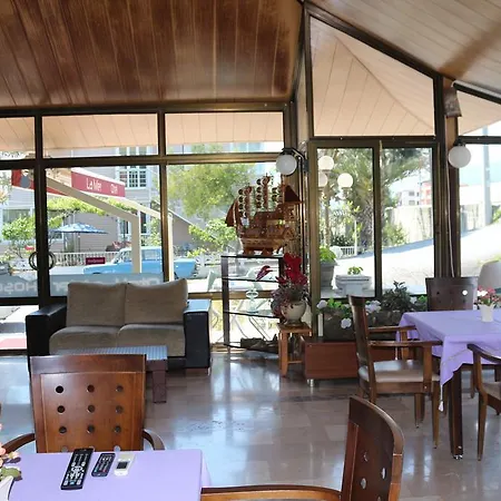 La Akçay 3* Edremit (Balikesir)